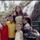 Lidia con sus hijos. ROL.ro